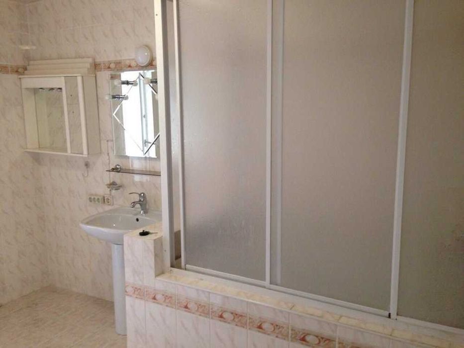 Хостелы в любом районе Киева Поселяем группы и не только Жми ! )