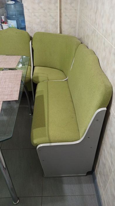 Продам кухонний куточок ,б/в,самовивіз