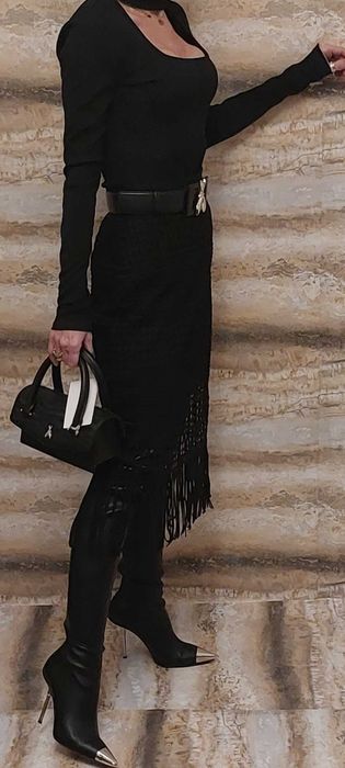 Rewelacyjna spódniczka o wyjątkowym design Marki Guess