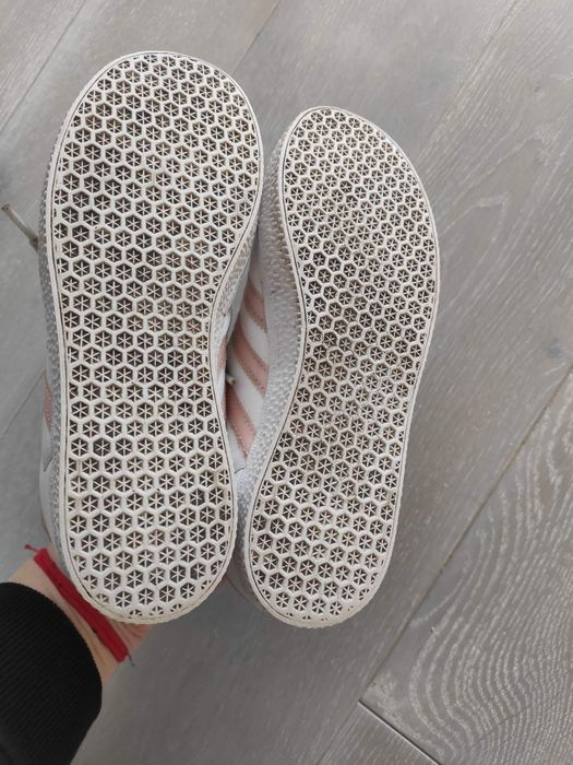 Adidas gazelle Адідас кросівки дитячі 31.5 розмір