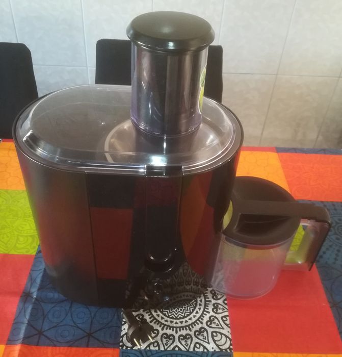 Liquidificadora Centrifugadora Braun J300 , com Jarro