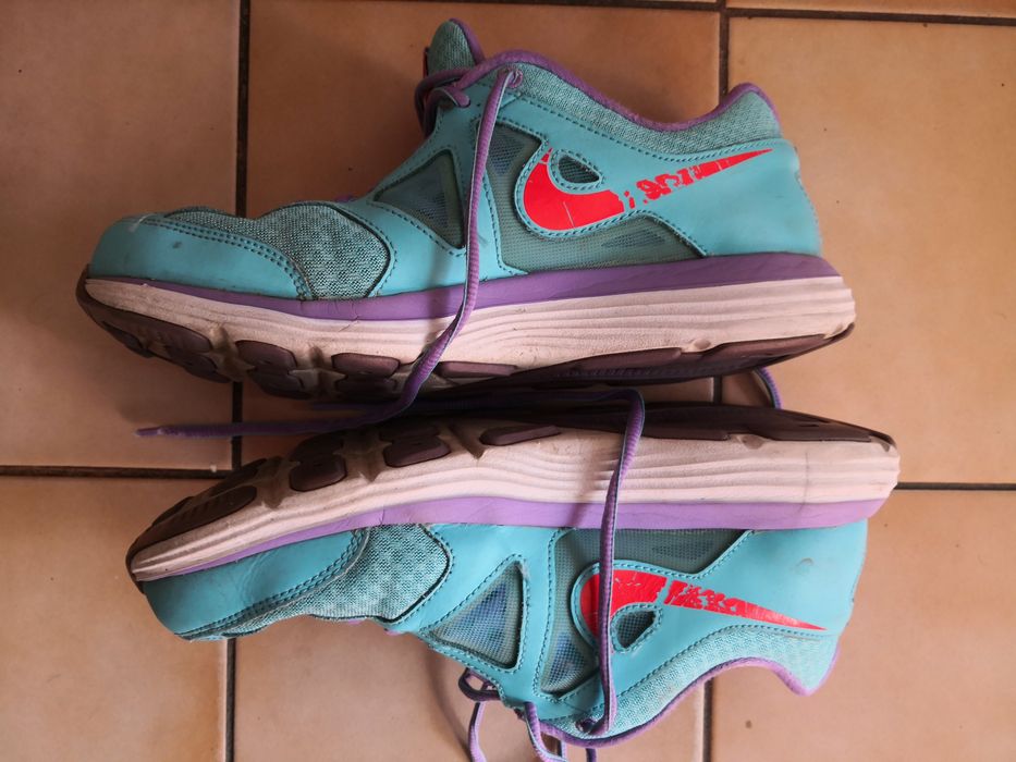 Sprzedam buty firmy Nike