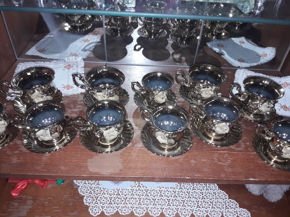 Продам сервіз золотий