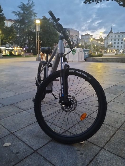 Bicicleta eléctrica