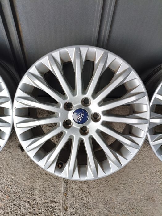 Комплект легкосплавних дисків Ford Volvo 5/108 R17