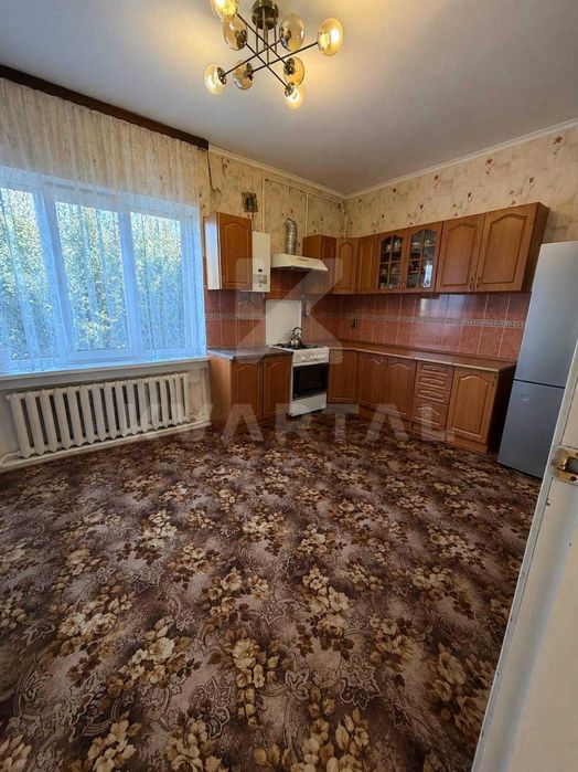 Продаж будинок з ремонтом