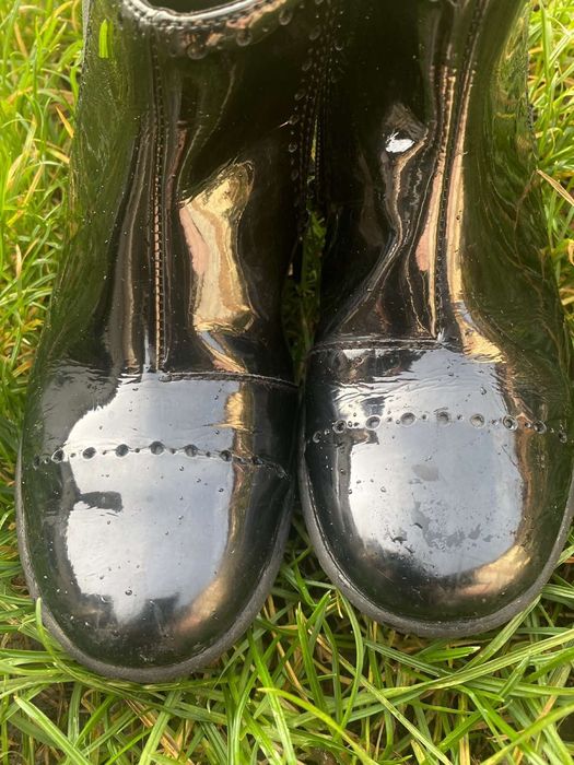 Ботинки осінь весна clarks  31 оригінал лаковані шкіра