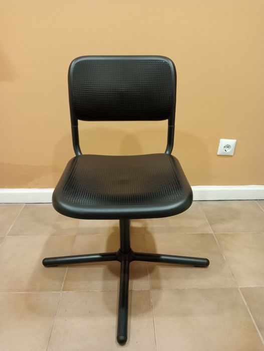 Secretária+cadeira giratória