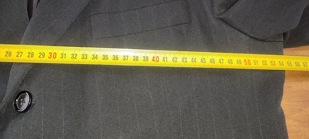 Modny garnitur Recman rozm L-Xl. Wzrost  182 cm obwód pasa  92 .