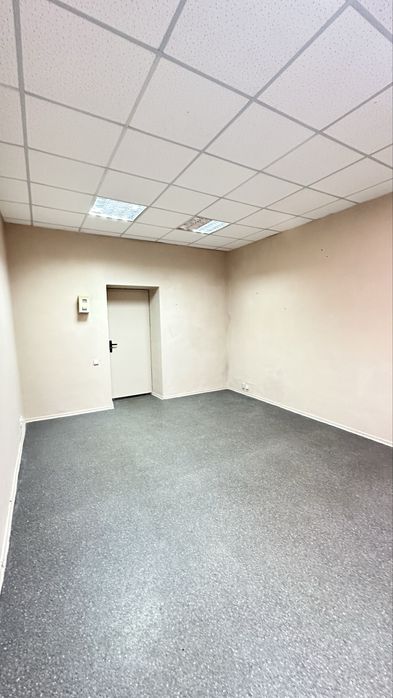 Здам офіс (кімнату) з водою центр вул. В. Мономаха (Московская) ЦУМ