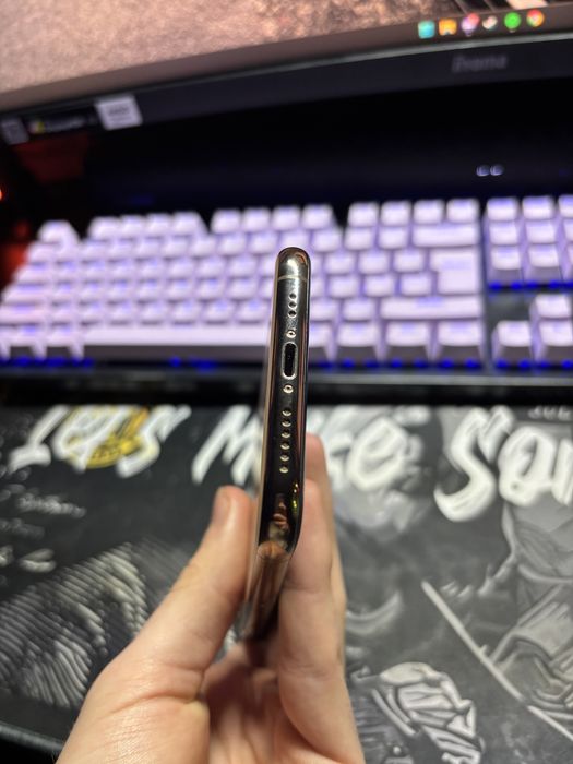 iPhone 11 pro złoty