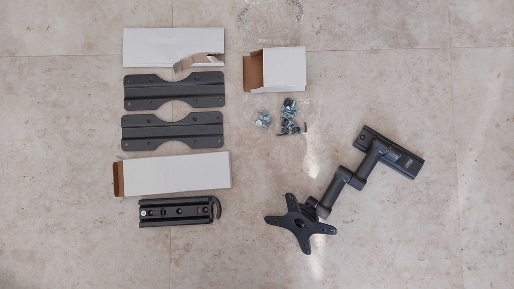 Uchwyt do telewizora 22”-32” ścienny obrotowy