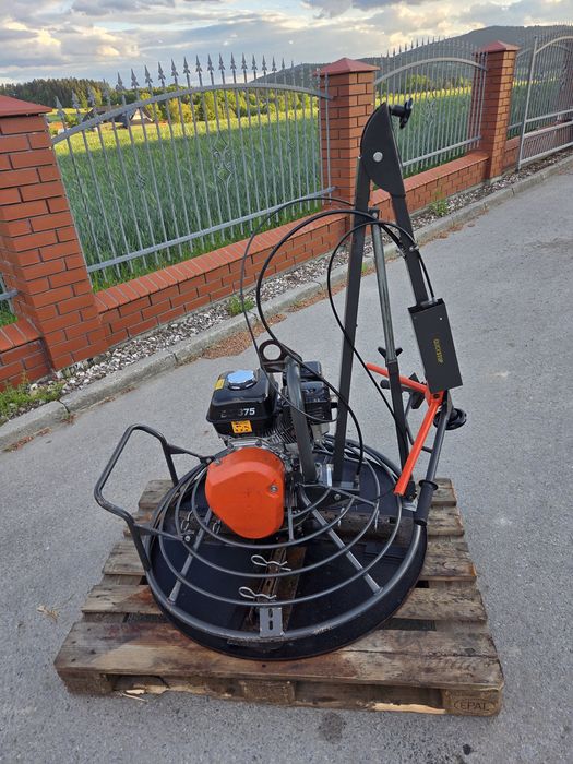 Husqvarna  z silnikiem Honda GX