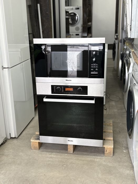 Топовий комплект Miele: духова шафа H 5461 BP + мікрохвильова M 8161-2