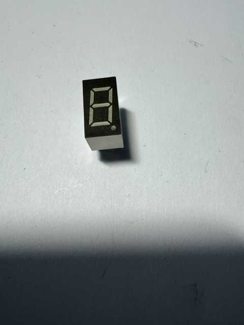 Wyświetlacz LED 7-segmentowy 0.36" LSD036BG-10 zielony THT