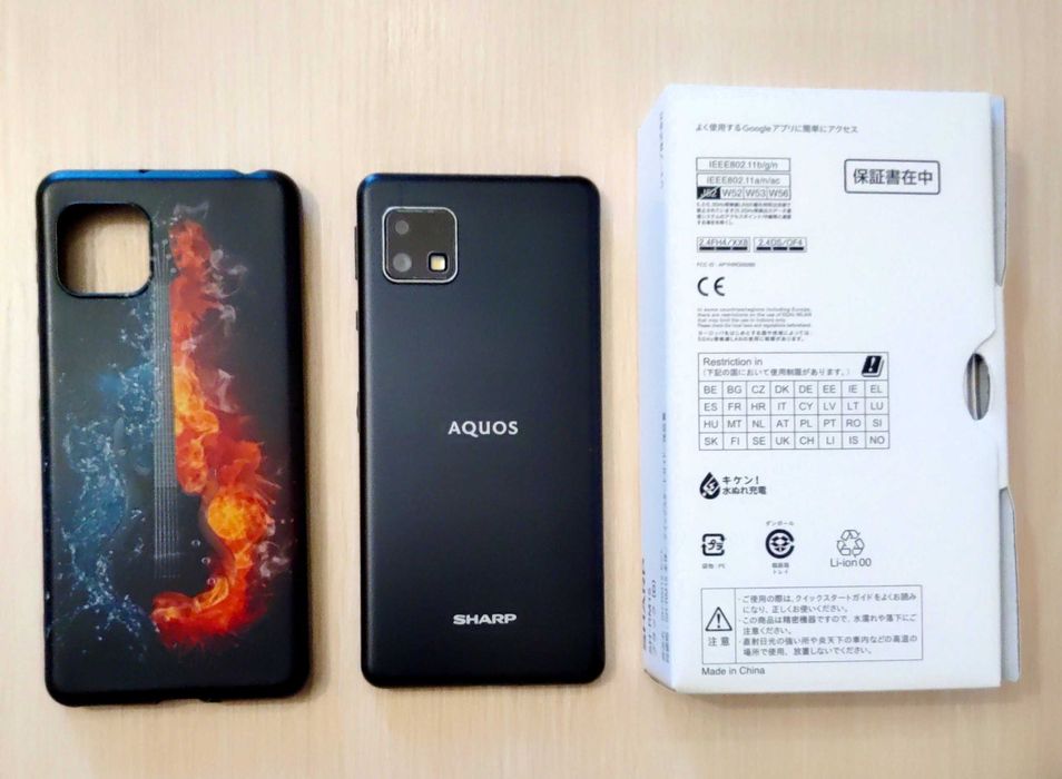 Смартфон Sharp AQUOS sense4 lite, подарок