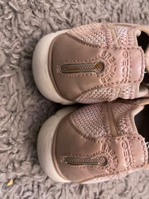 Buty sportowe Geox naturalny Zamsz oryginał
