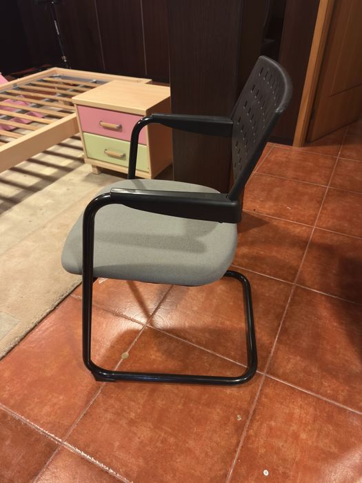 Cadeiras de mesa