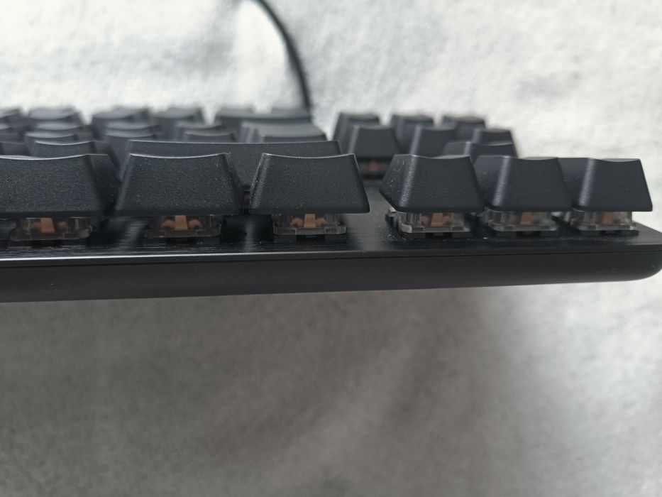 Механічна клавіатура Logitech g413 tkl se. Стан ідеал (майже нова)