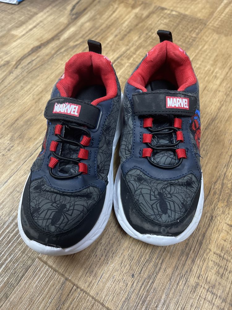 Tenis homem aranha com luz 29 Alg s Linda A Velha E Cruz Quebrada