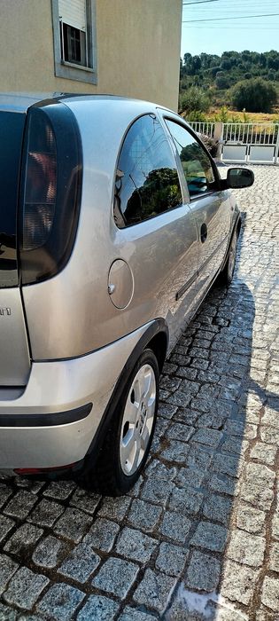 Opel corsa C 1.3 CDTI sport com AC