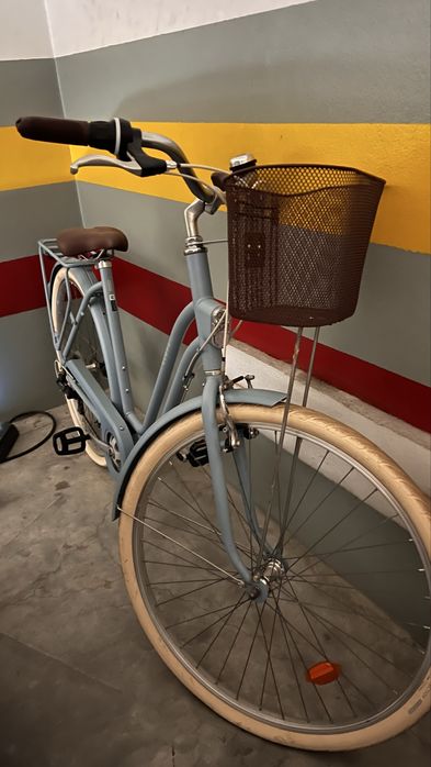 Bicicleta de senhora