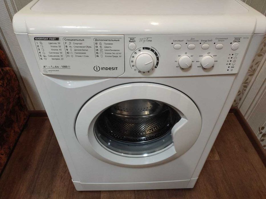 Стиральная/Пральна машинка Indesit 5kg
