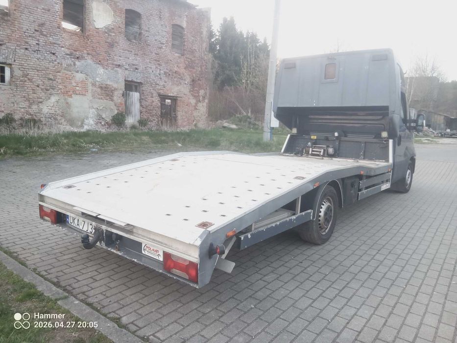 Iveco daily 3.0 2019 autotransporte Laweta