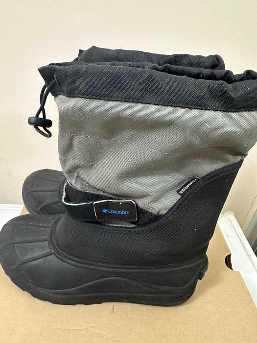 Зимове взуття Columbia 38 розмір.