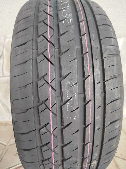 Шини 255/50R19	Sonix	UHP 08	107V XL | нові літні 4шт