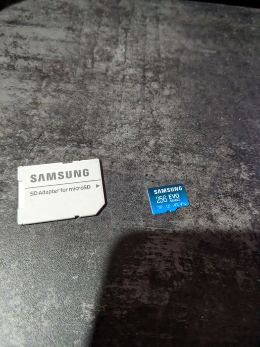 Карта памяти 256Gb Samsung EVO Select microSDXC (UHS-І U3) class 10 A2 V30 (R130MB/s, W30MB/s) (adapter SD)