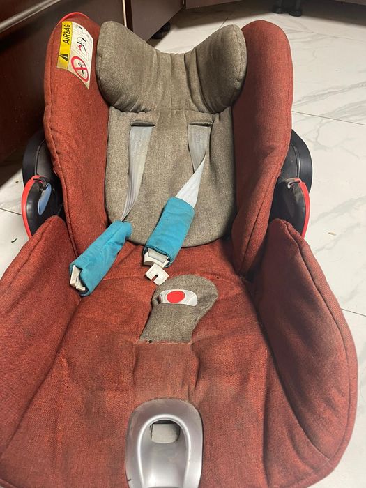 Fotelik Cybex Platinum z bazą ISOFIX