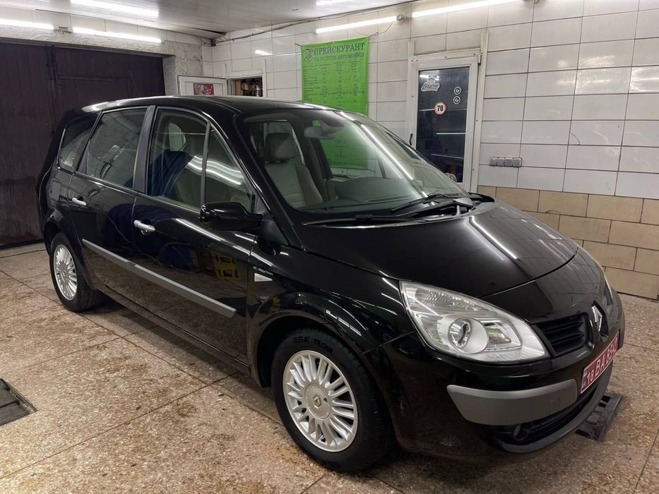 Продам Renualt Grand Scenic
