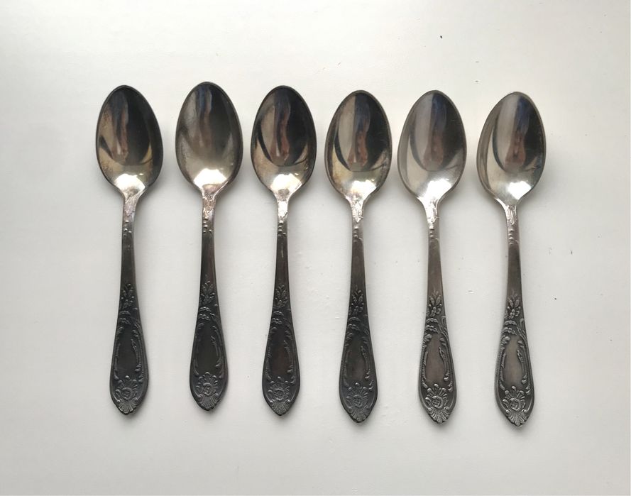 Набор столовых приборов из мельхиора