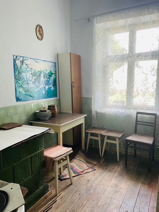 Продаю 2-ох кімнатну квартиру