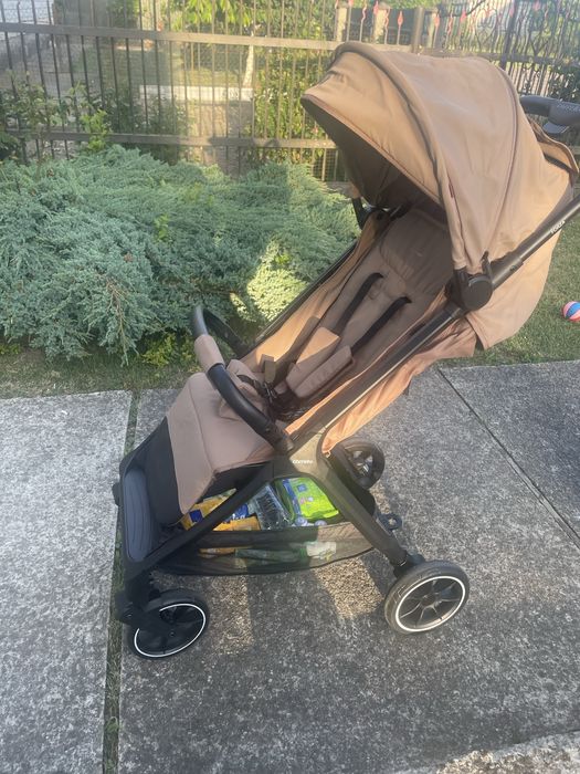 Carello forza прогулянкова коляска