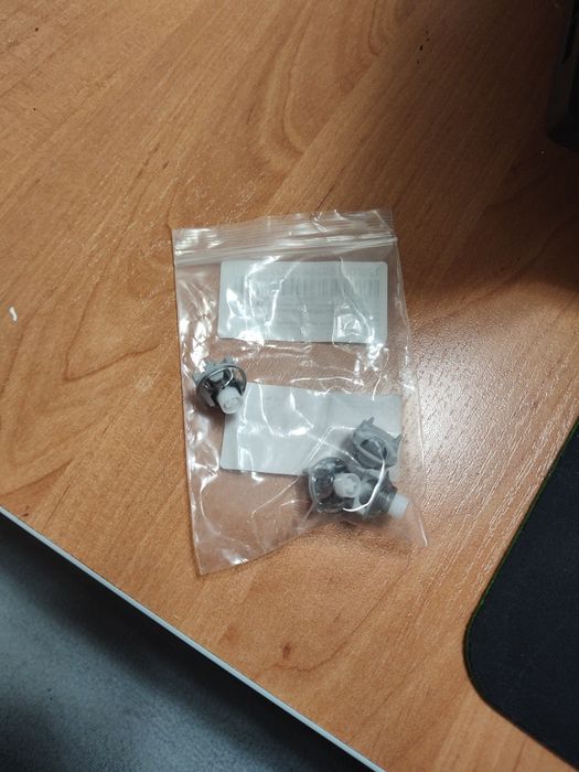 4 szt. UFO Silver Magnetic Switches