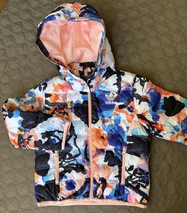 Куртка  adidas оригінал р.110