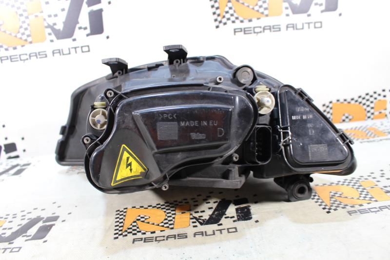 Ótica / farol direita SEAT Ibiza III (6L1)