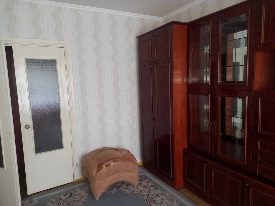Продается 3-комнатная квартира на Лесном.