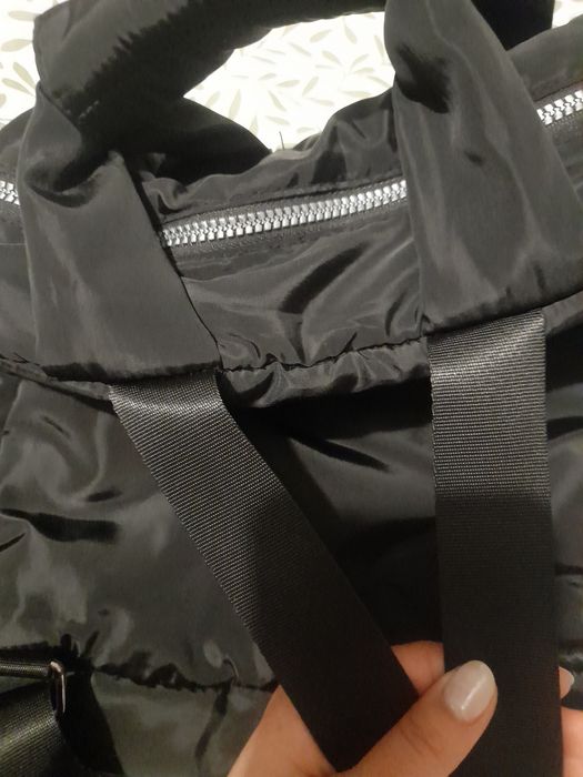 Mochila preta da Primark