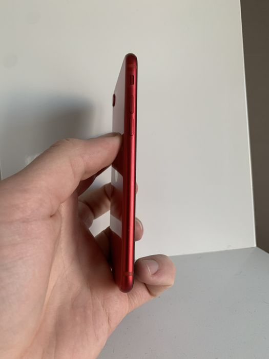 iPhone SE 2020 64gb Red