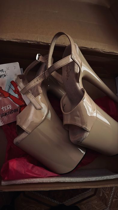 Стріпи четвірки pleaser