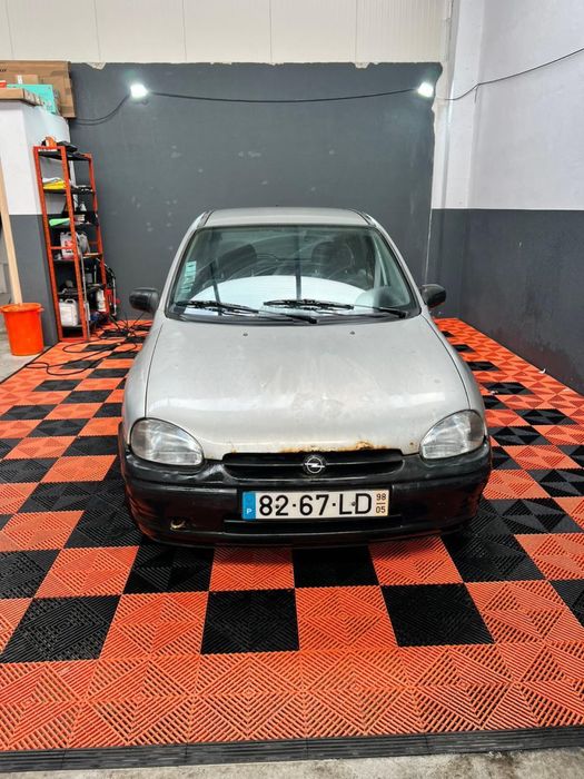 Opel corsa B 1998