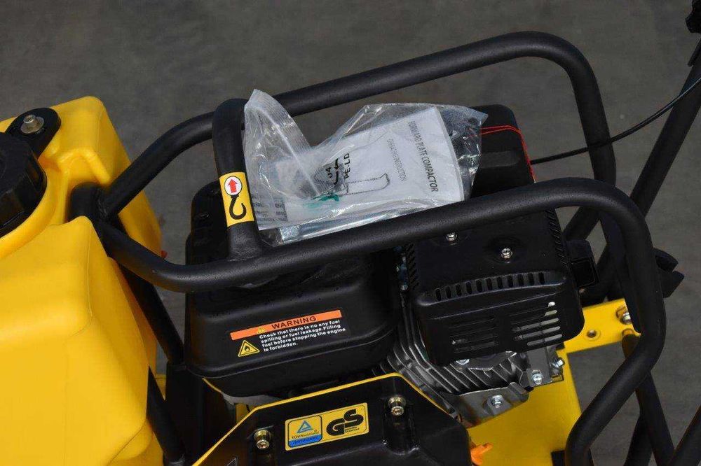 Placa compactadora Wepromach PC100D Gasolina Nova