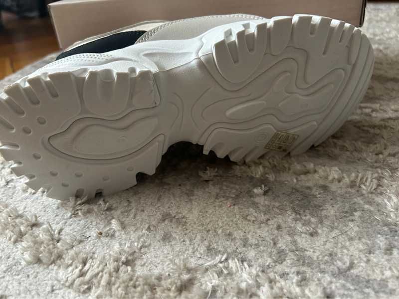 Damskie Adidasy Beżowe