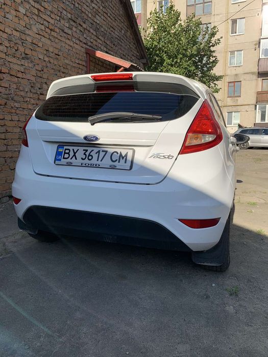 Авто Ford fiesta