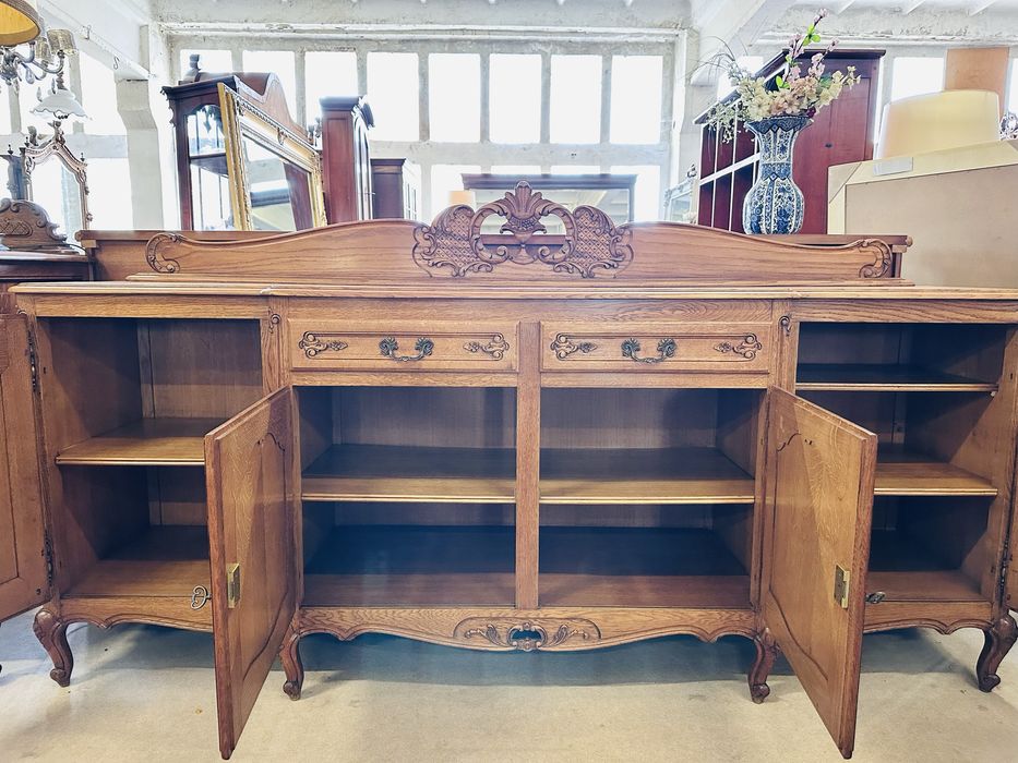 Zadbana i bogato rzeźbiona KOMODA LUDWIKOWSKA :)