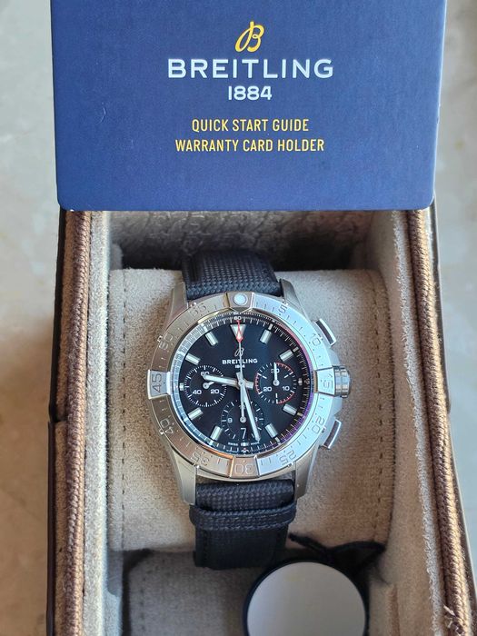 Breitling Avenger B01 Chronograph 42 - 2026r. / Gwar. do 2034r.