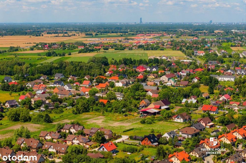 Na sprzedaz działka budowlana z mediami w pobliżu - Więcej